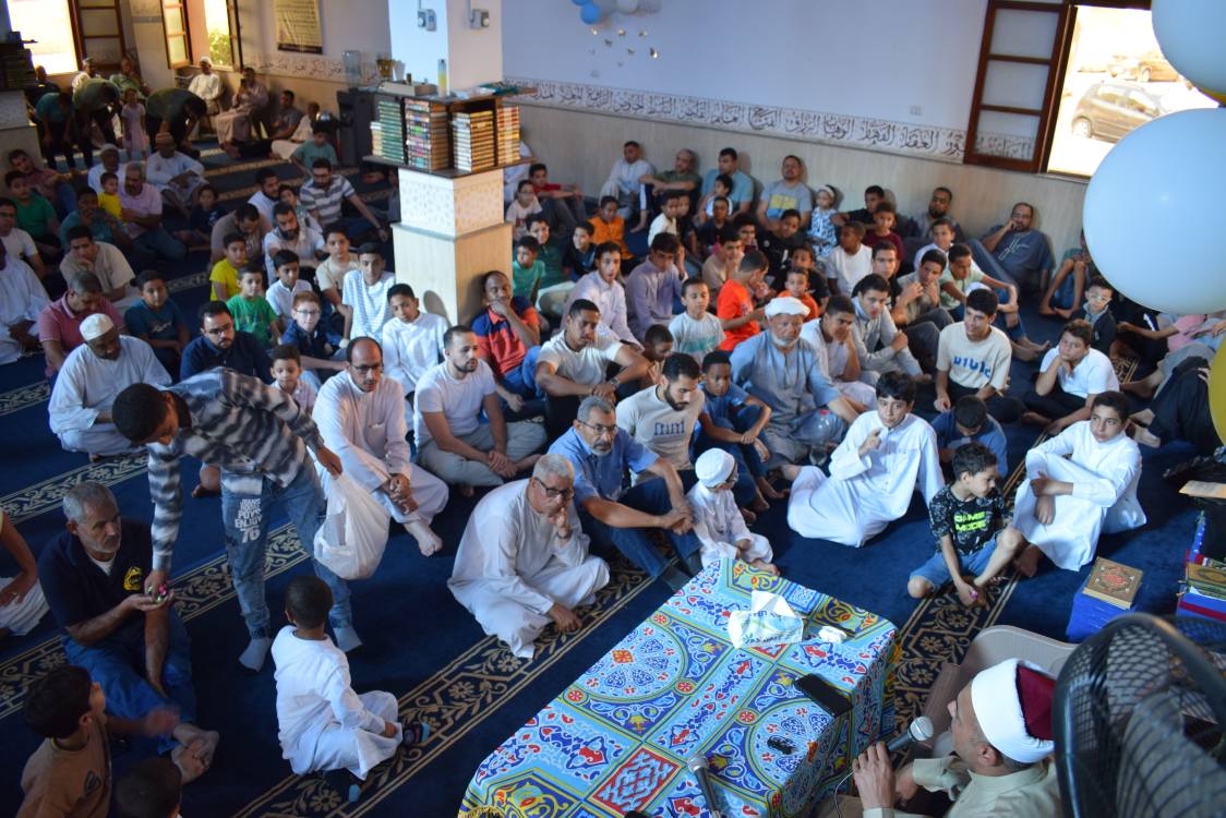 حضور مكثف من أولياء أمور الحفظة حضور مكثف من أولياء أمور الحفظة