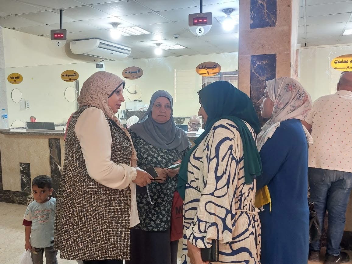 رئيس مدينة قويسنا تستقبل المواطنين لبحث مطالبهم وتحسن الخدمات المقدمة  خلال متابعة سير العمل