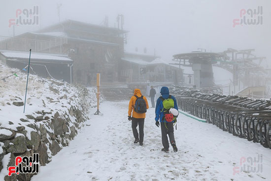 المغامرون يسيرون فى جبال تاترا المغامرون يسيرون فى جبال تاترا
