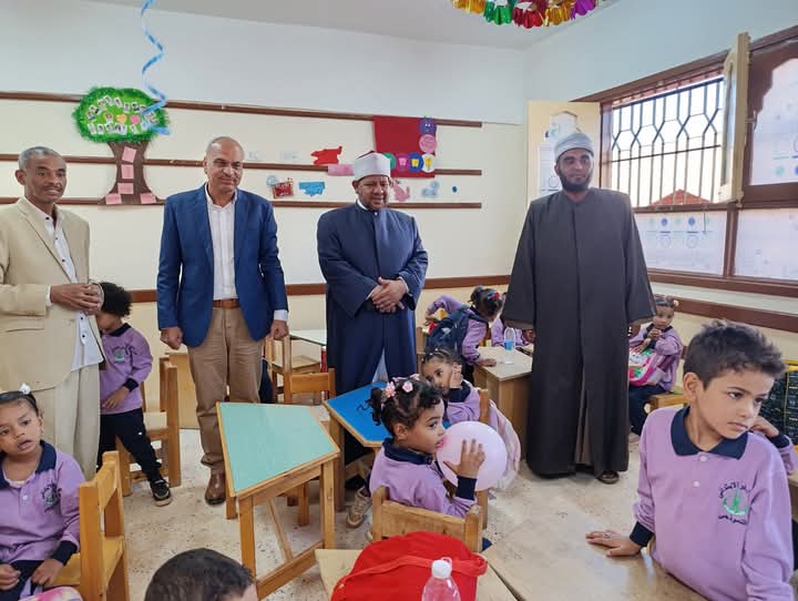 قاعات رياض اطفال.