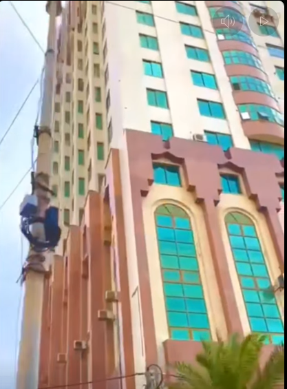 برج الغفرى قبل استهدافه