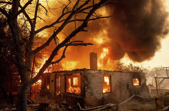 حرائق كاليفورنيا (3)