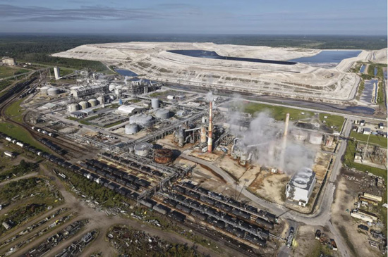 ينابيع فلوريدا التي كانت نقية في السابق مهددة بالتلوث والتطوير وتغير المناخ (6)