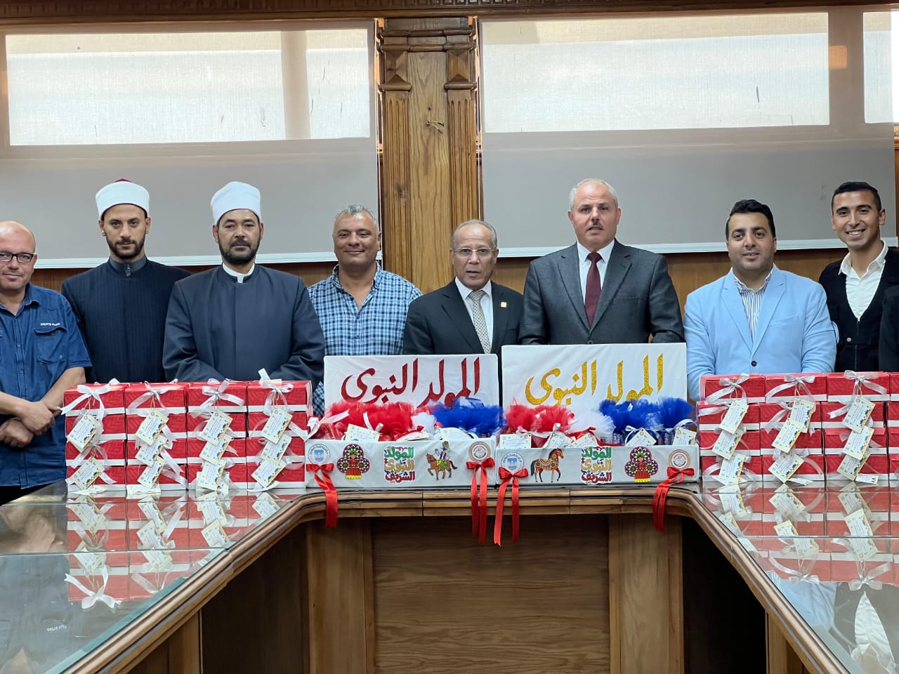 جانب من الزيارة جانب من الزيارة