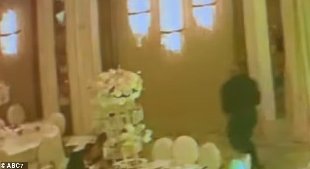 اللص يفر هارباً اللص يفر هارباً