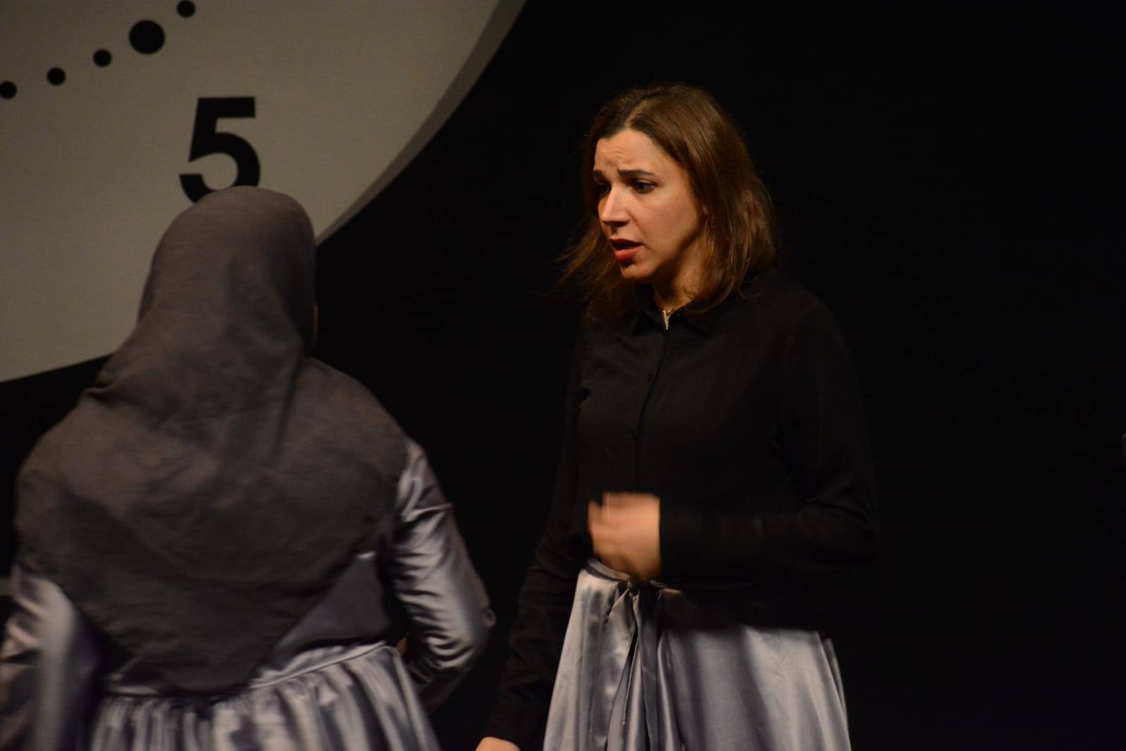 جانب من العرض التجريبي