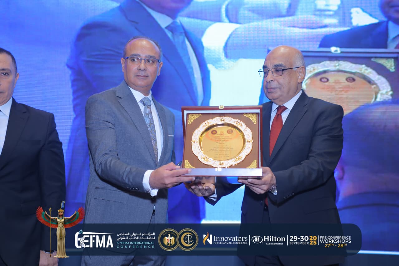 وزير العدل يُكرم رؤساء مصلحة الطب الشرعي السابقين (1)