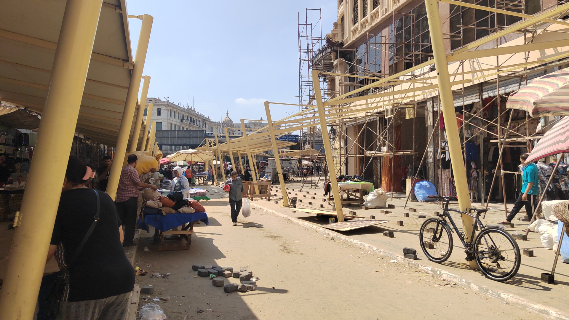 جانب من الاعمال