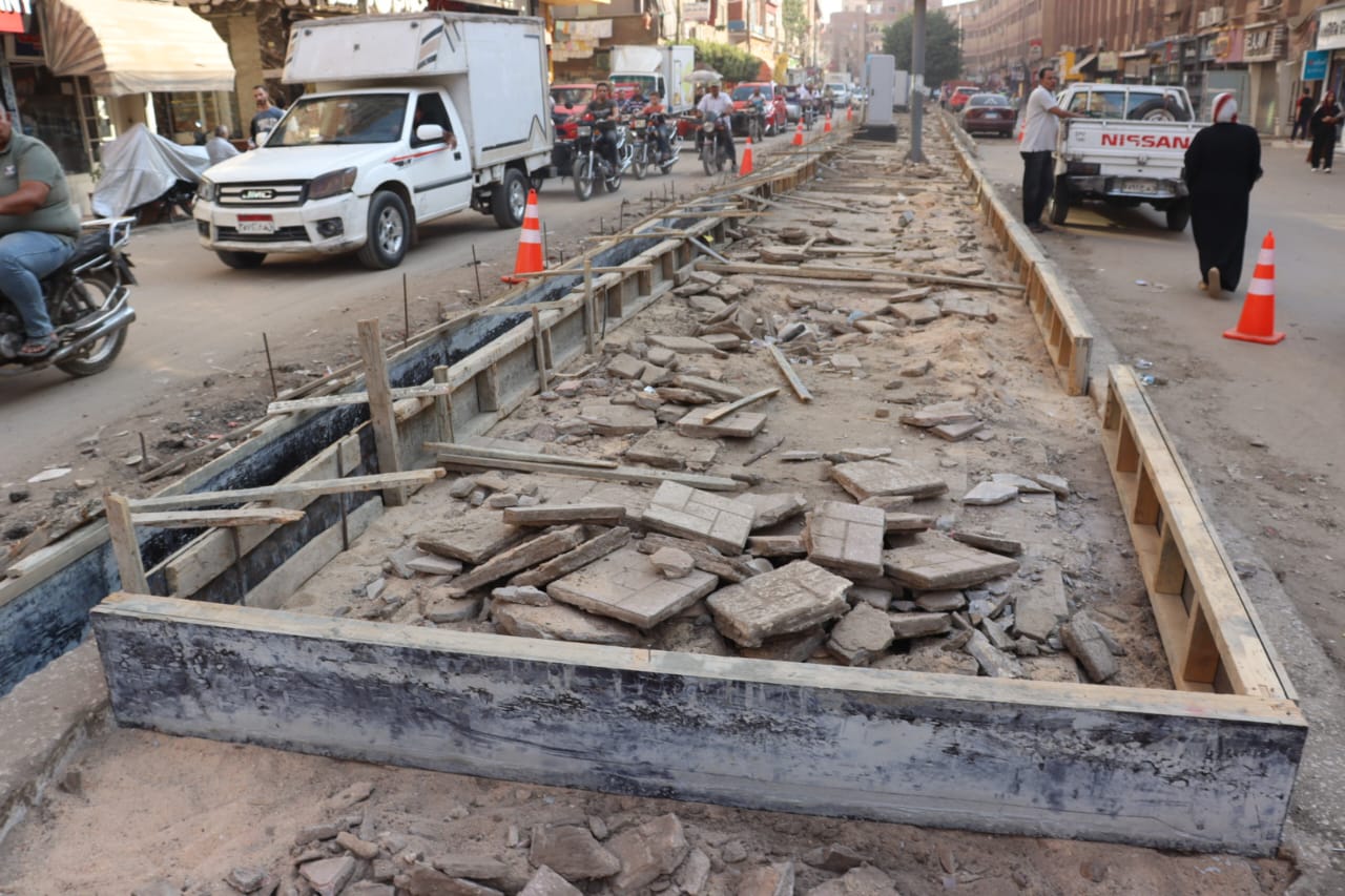 أعمال التطوير بالشارع