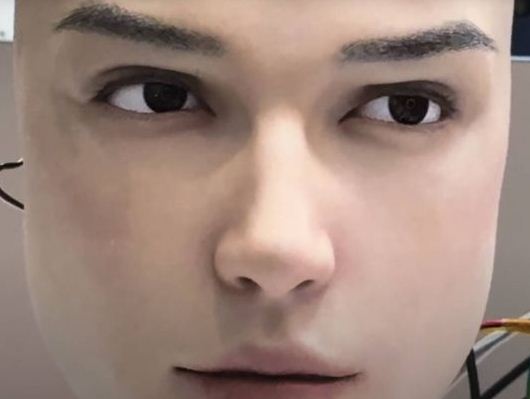 وجه الروبوت