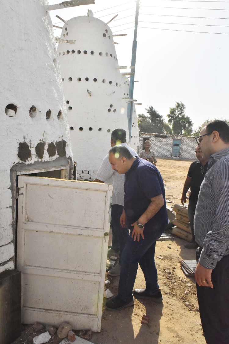 مناطق ومشاريع إقتصادية فى أسيوط تدخل حيز التنفيذ (5)