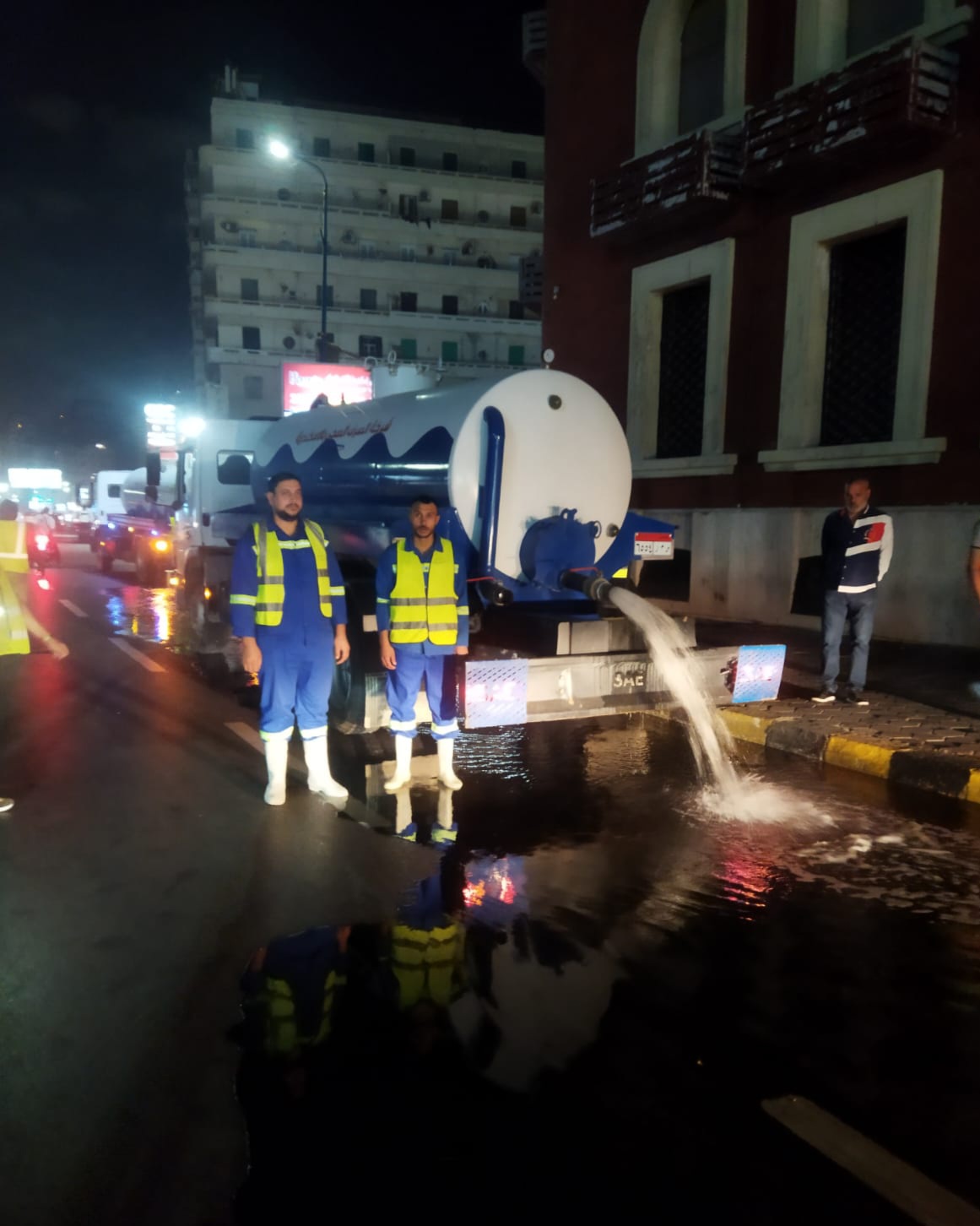 ضخ المياه فى النموذج