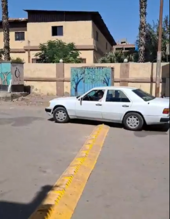 تركيب مطبات شوكية لمنع السير عكس الاتجاه