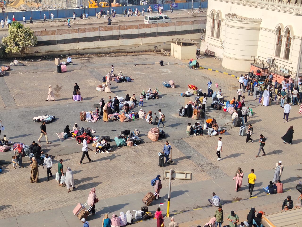 تجمع السودانيين بمحطة مصر (2)