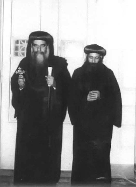 البابا كيرلس والبابا شنودة البابا كيرلس والبابا شنودة