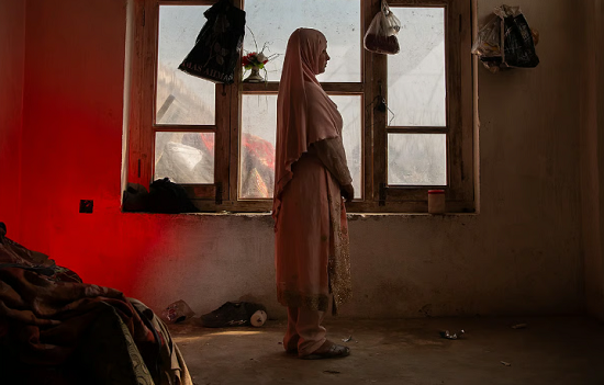 أرض بلا امرأة