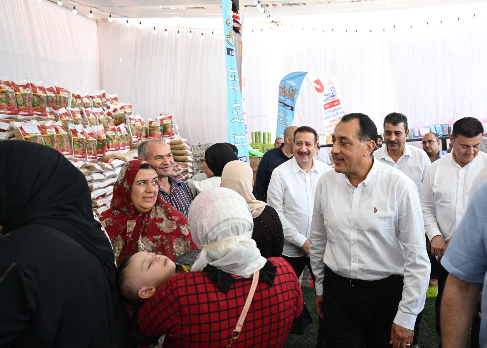 98d8e5d7-3c98-46d9-a956-b6abf9cf3a99