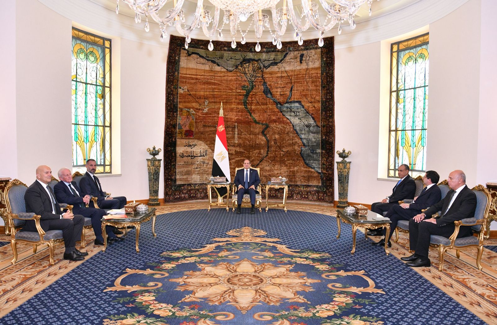 لقاء الرئيس السيسى ورئيس شبكة الآغا خان للتنمية