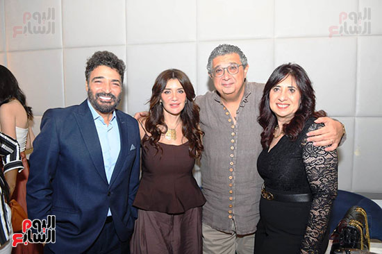ماجد الكدواني وغادة عادل وحميد الشاعري