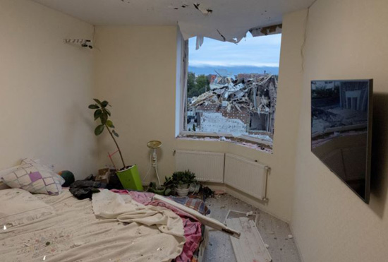 عواقب الهجمات الروسية الجماعية بالطائرات بدون طيار والصواريخ على أوكرانيا (4)