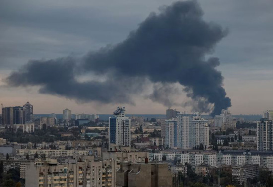 عواقب الهجمات الروسية الجماعية بالطائرات بدون طيار والصواريخ على أوكرانيا (8)