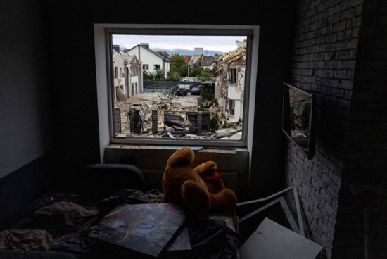 عواقب الهجمات الروسية الجماعية بالطائرات بدون طيار والصواريخ على أوكرانيا (6)