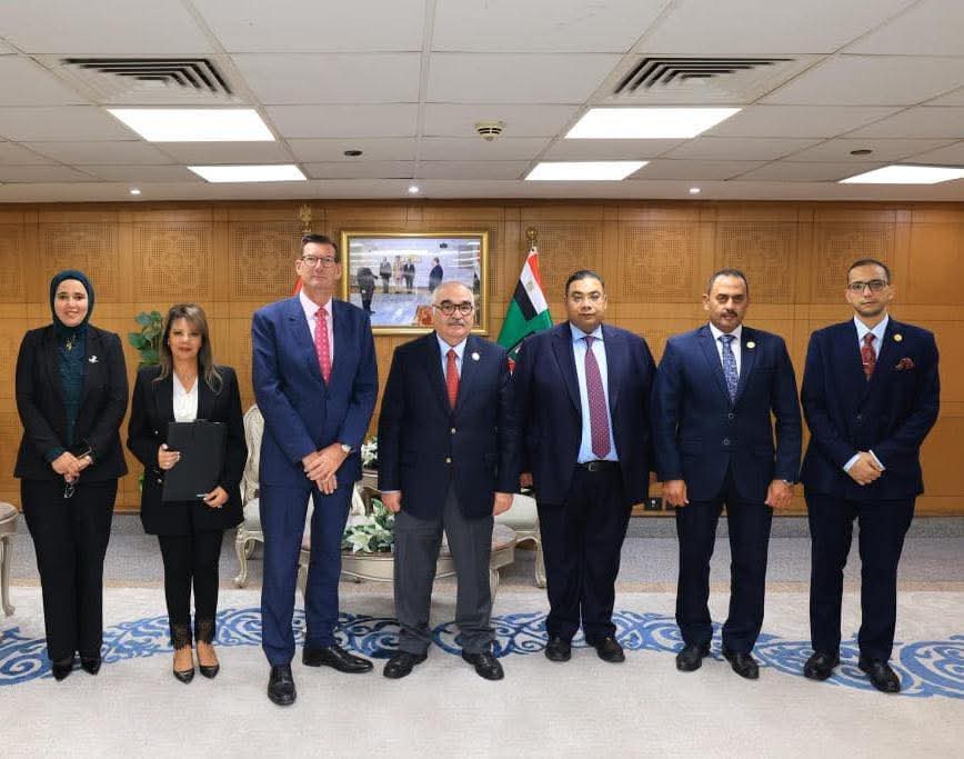 بروتوكول تعاون بين هيئة قضيا الدولة وفرع جامعة هيرتفوردشاير البريطانية (1)