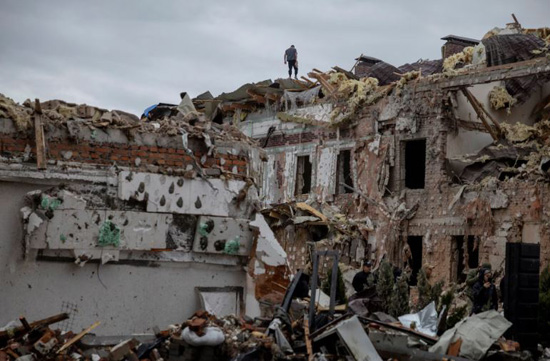 عواقب الهجمات الروسية الجماعية بالطائرات بدون طيار والصواريخ على أوكرانيا (2)