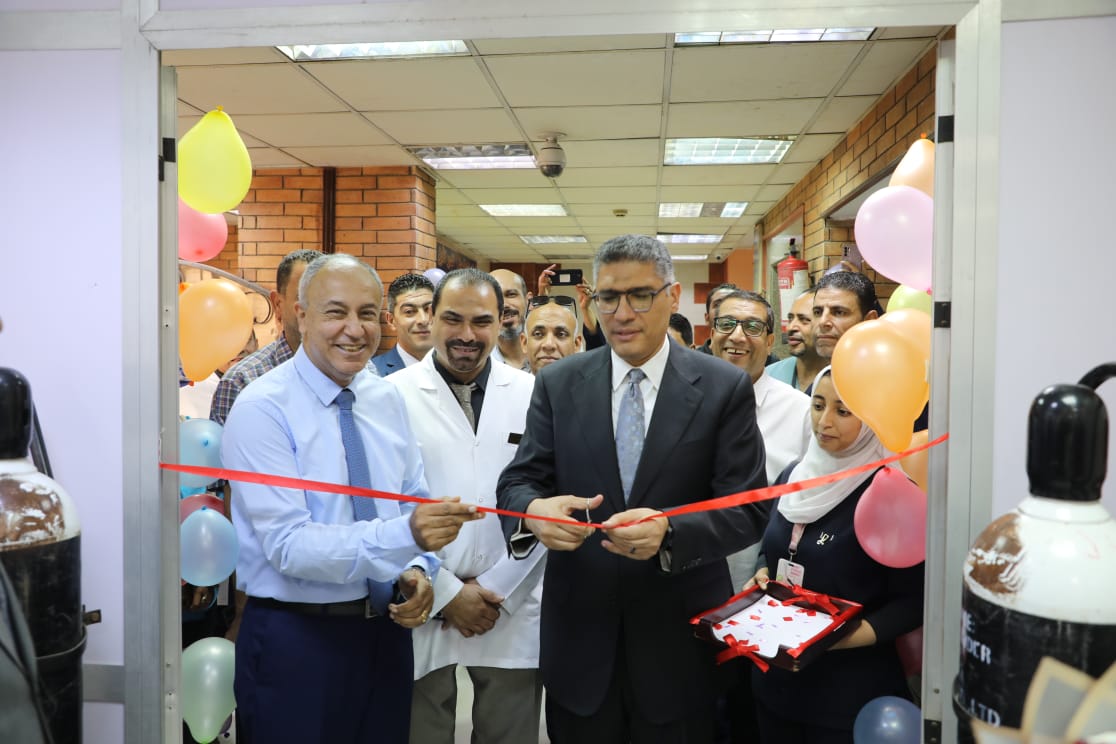 محافظ الجيزة يفتتح توسعات قسم الرعاية المركزة بمستشفى إمبابة العام (5)