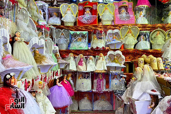 سوق البهجة فى شوارع المحروسة.. حلوى المولد تزين شوارع القاهرة والجيزة (35)