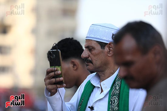 تفاعل المواطنين مع احتفالات المولد النبوى الشريف تفاعل المواطنين مع احتفالات المولد النبوى الشريف