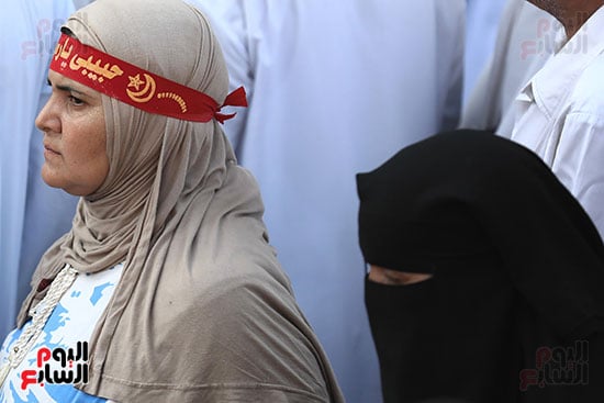 سيدة ترتدى وشاح حبيبى يا رسول الله سيدة ترتدى وشاح حبيبى يا رسول الله