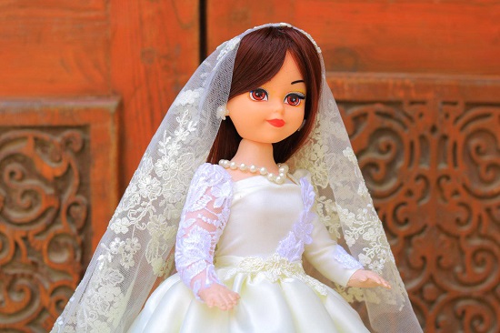 عروسة عروسة