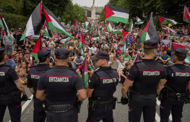 مظاهرات فى بلباو