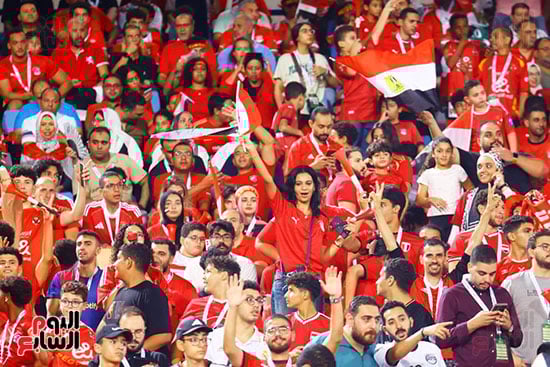 حضور جماهيرى كبير حضور جماهيرى كبير