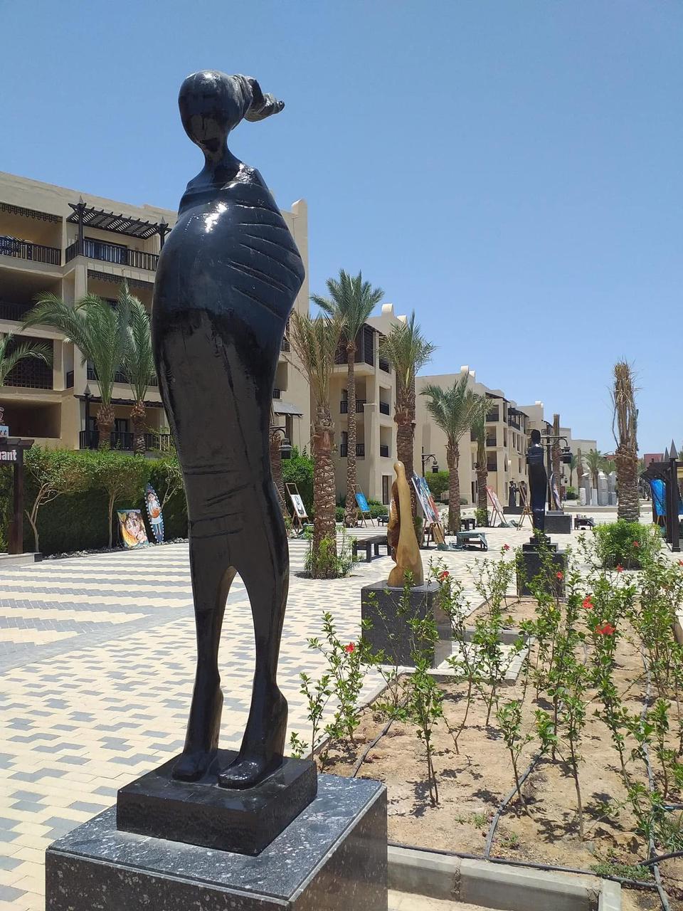 IMG-حد التماثيل المنحوتة بالغردقة 0018