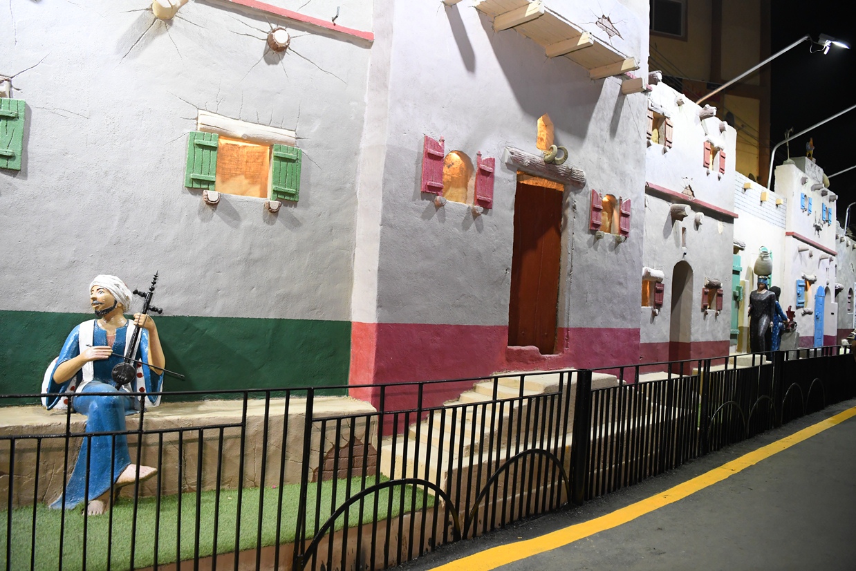 الجدارية الريفية بقنا تجسد الطقوس الشعبية (3)