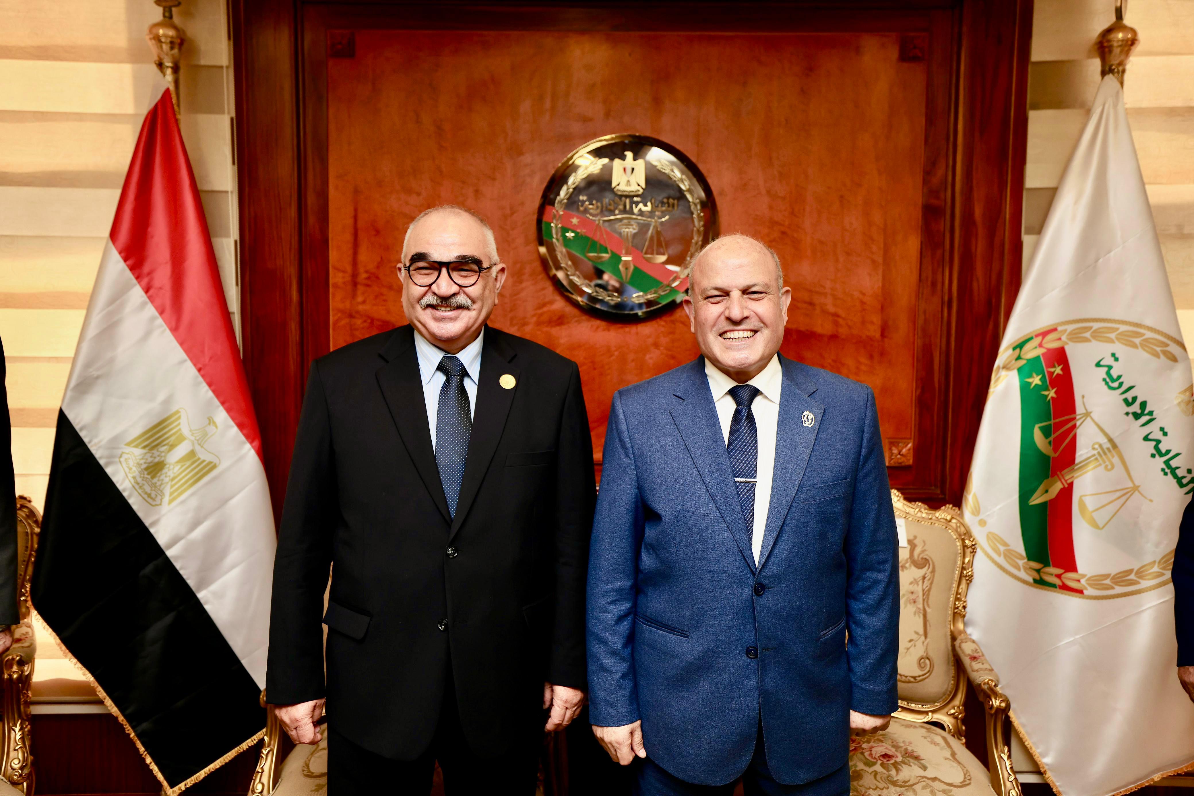 المستشار محمد الشناوى يستقبل رئيس هيئة قضايا الدولة (2)