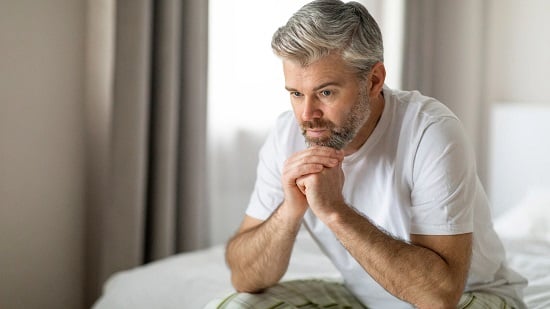 رجل كبير في السن رجل كبير في السن