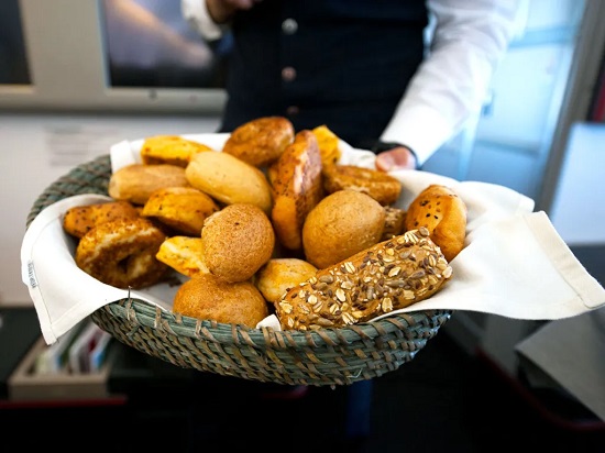 وجبات الطائرة