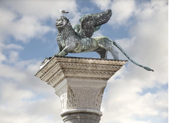 تمثال الأسد المجنح فى البندقية