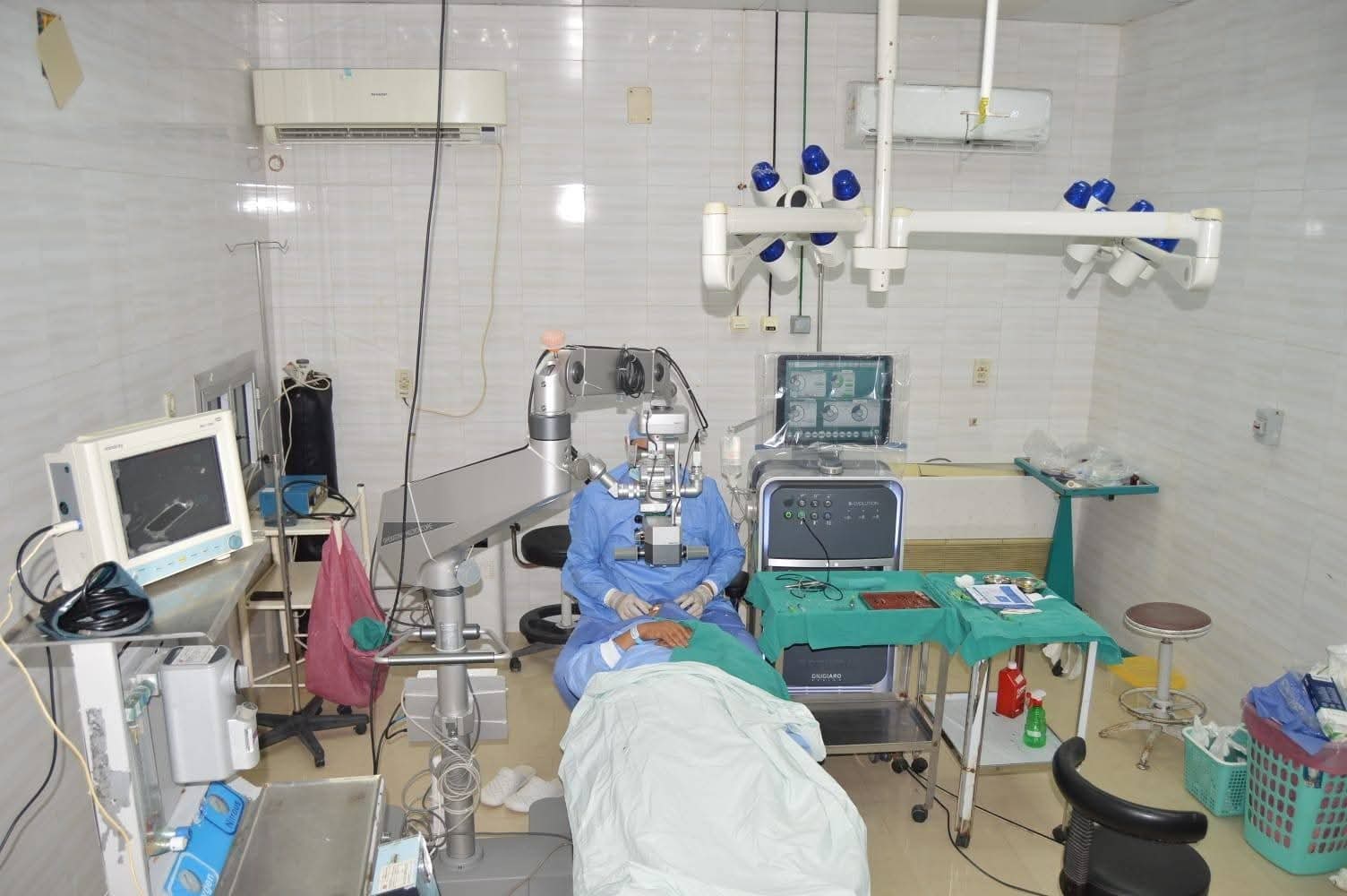 أجهزة الرمد الجديدة بالمستشفيات 