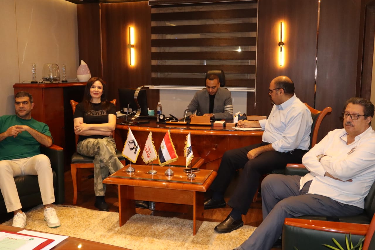 1648ffa5-7b8b-4b9d-9e05-b132a16824a7