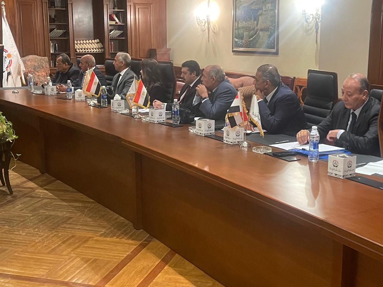 d8e27bb0-3c67-4504-9951-1b2df9d3d2b3