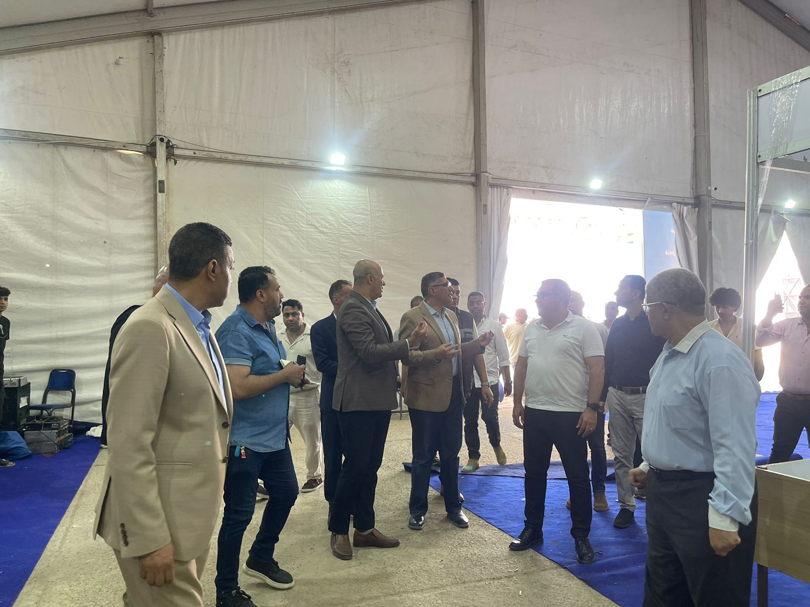 محافظ الجيزة يتفقد التجهيزات النهائية لافتتاح معرض أهلًا مدارس محافظ الجيزة يتفقد التجهيزات النهائية لافتتاح معرض أهلًا مدارس