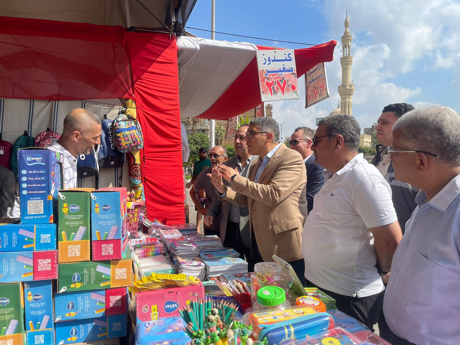محافظ الجيزة يتفقد التجهيزات النهائية لمعرض أهلًا مدارس بالعجوزة محافظ الجيزة يتفقد التجهيزات النهائية لمعرض أهلًا مدارس بالعجوزة