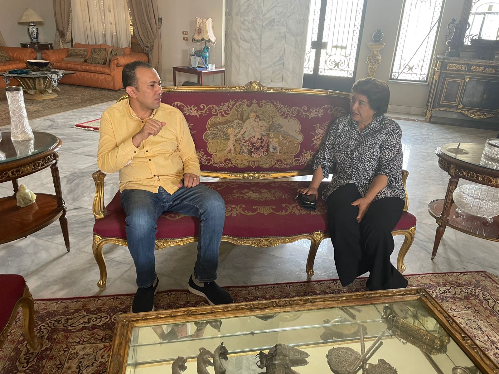 الزميل محمود عبد الراضى مع الإعلامية فريدة الزمر. الزميل محمود عبد الراضى مع الإعلامية فريدة الزمر.