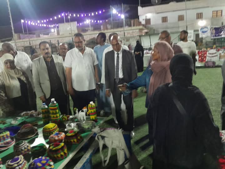 تشجيع ثقافة العمل الحر والمشروعات الصغيرة