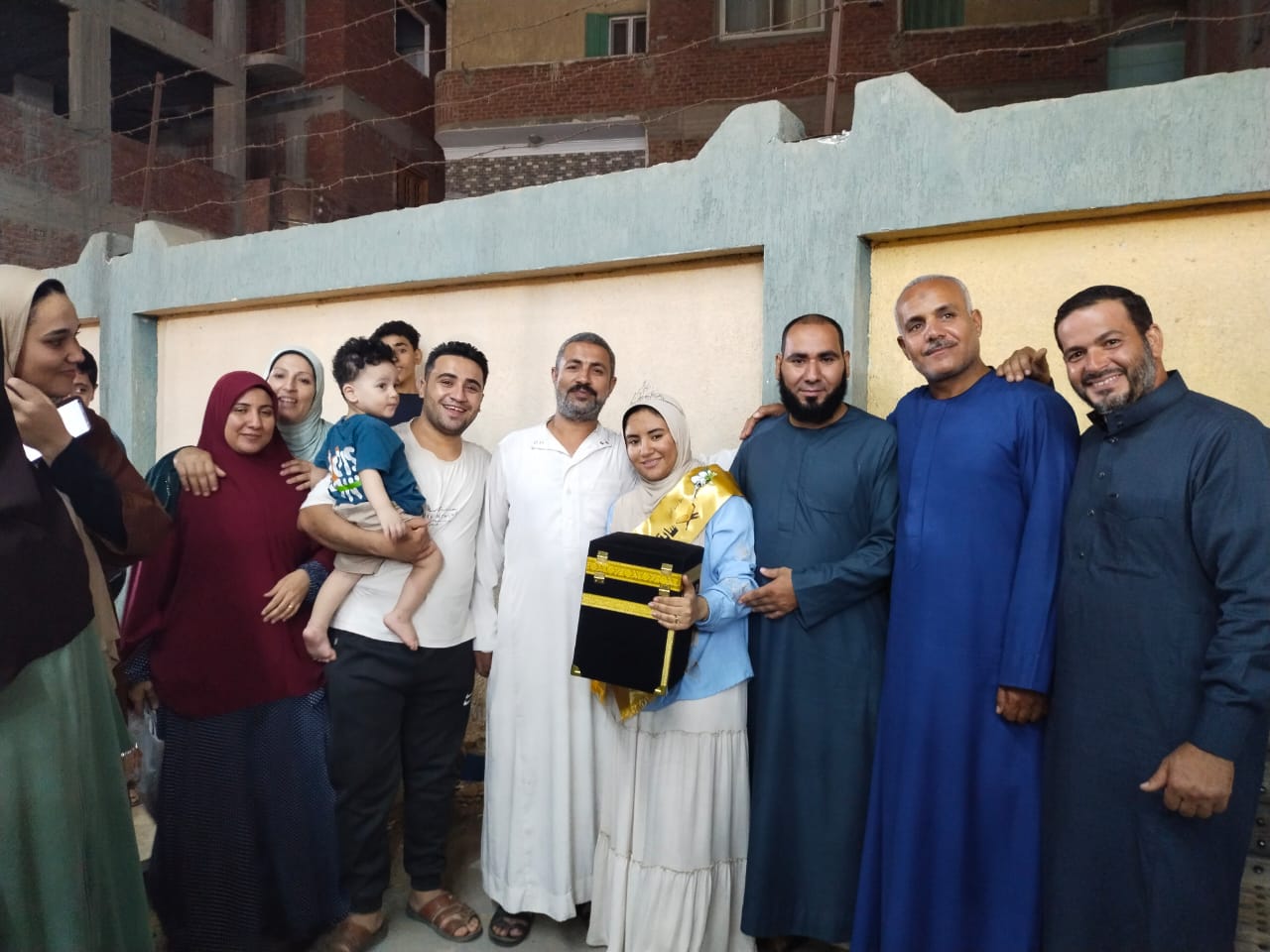 أسرة زينب وأعمامها