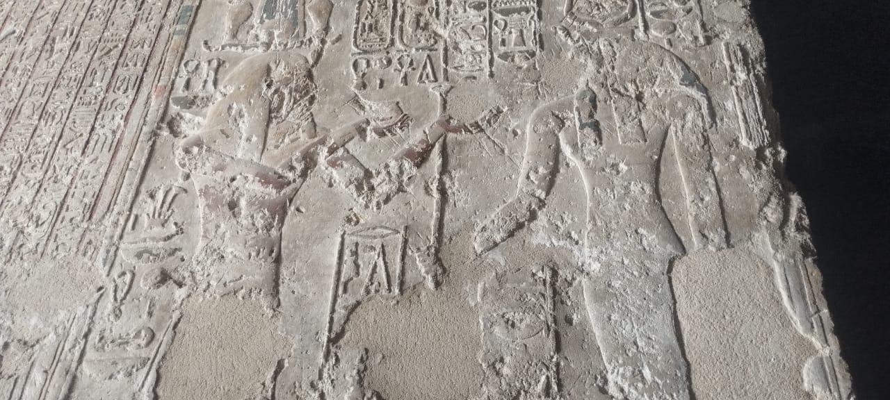 مقابر فريزر المنحوته فى الصخر (4)